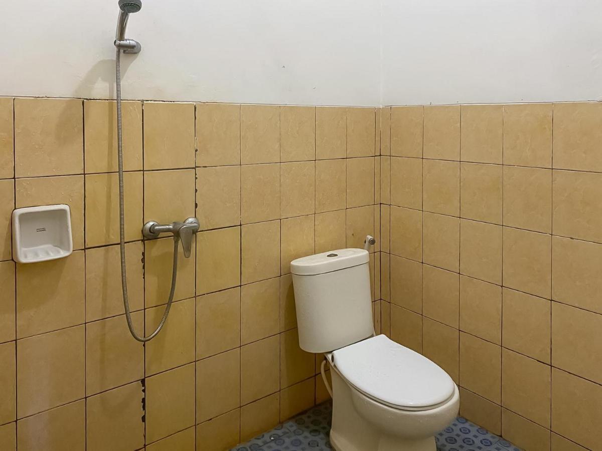 Reddoorz @ Jalan Morotai Lampung Otel Bandar Lampung Dış mekan fotoğraf
